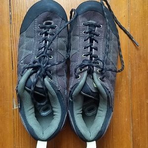 Women's 5.10 approach shoes